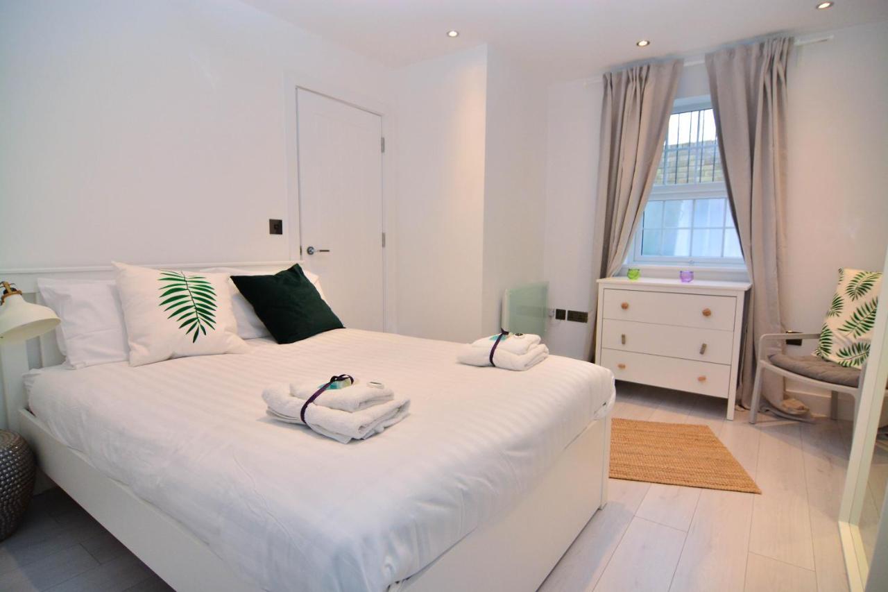 Apartment Wharf - Macarena Apartments ลอนดอน ภายนอก รูปภาพ